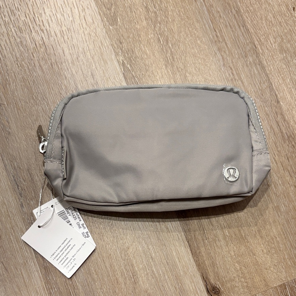lululemon light Gray bum Bag